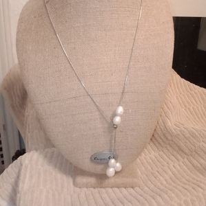 Silver & Pearl Drop necklace